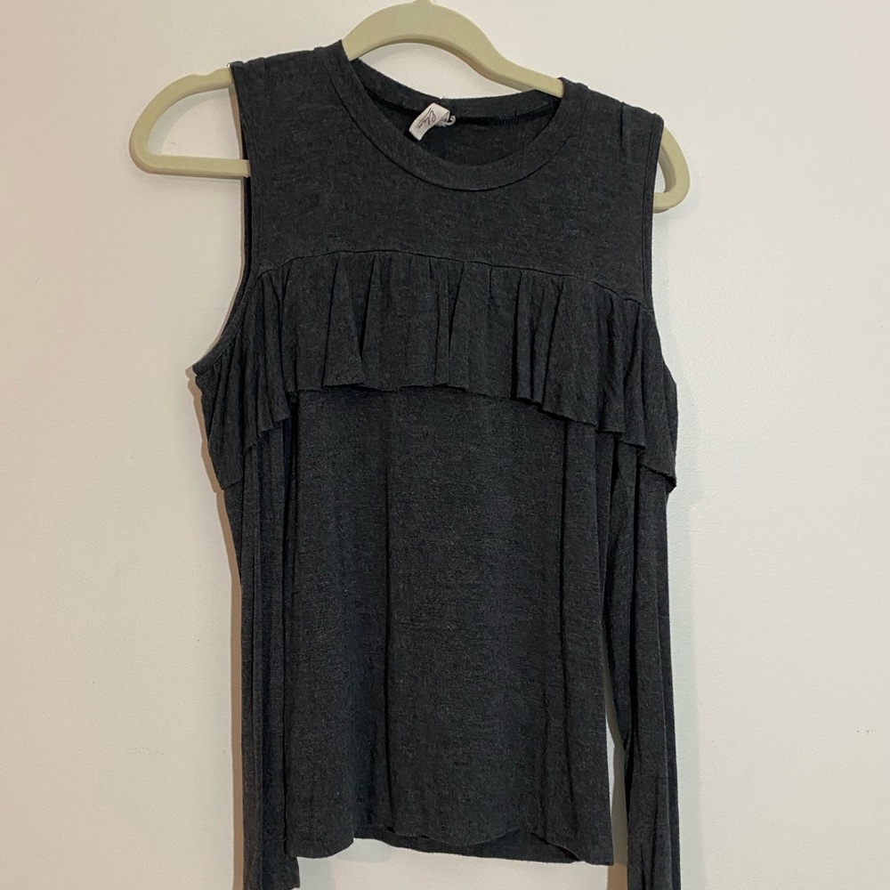 Elan tip with shoulders cut out